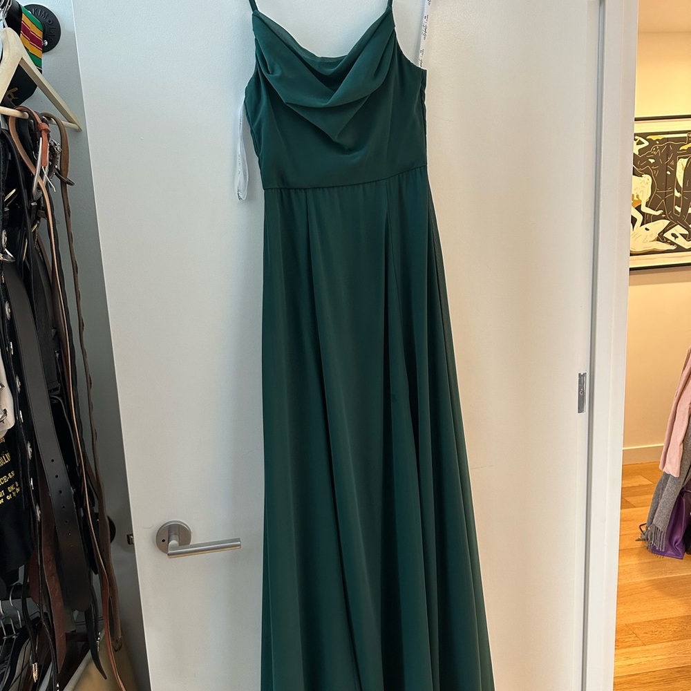 DAVID’S BRIDAL GREEN BRIDESMAID DRESS